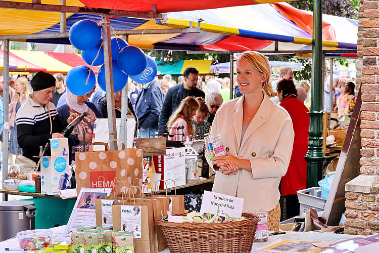 Rommelmarkt 2022 Waarder_141